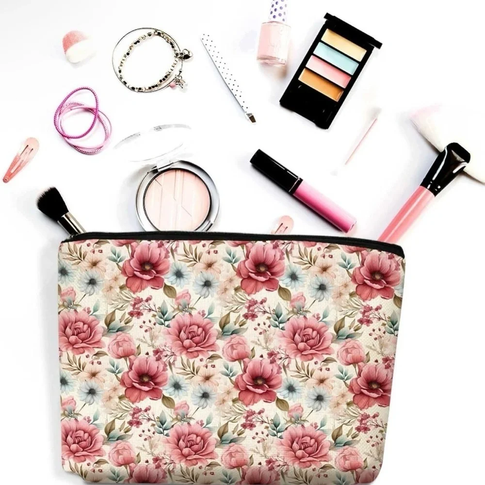 Brand new Floral Print Cosmetic Bag